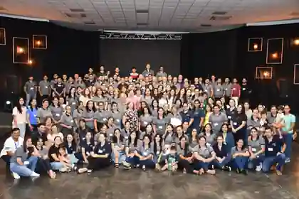 Facilitadores y colaboradores de Misión Auxiliar reunidos en una jornada de formación y encuentro.